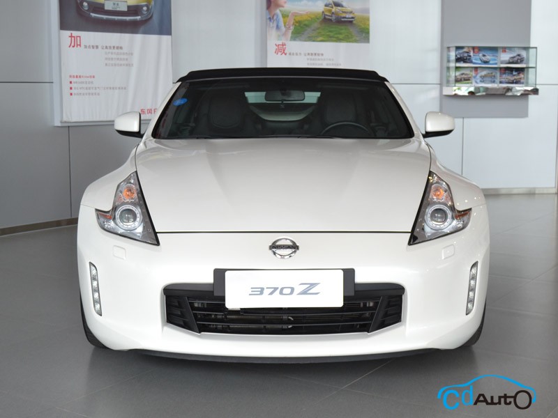 2013款 日产(进口)370Z 外观