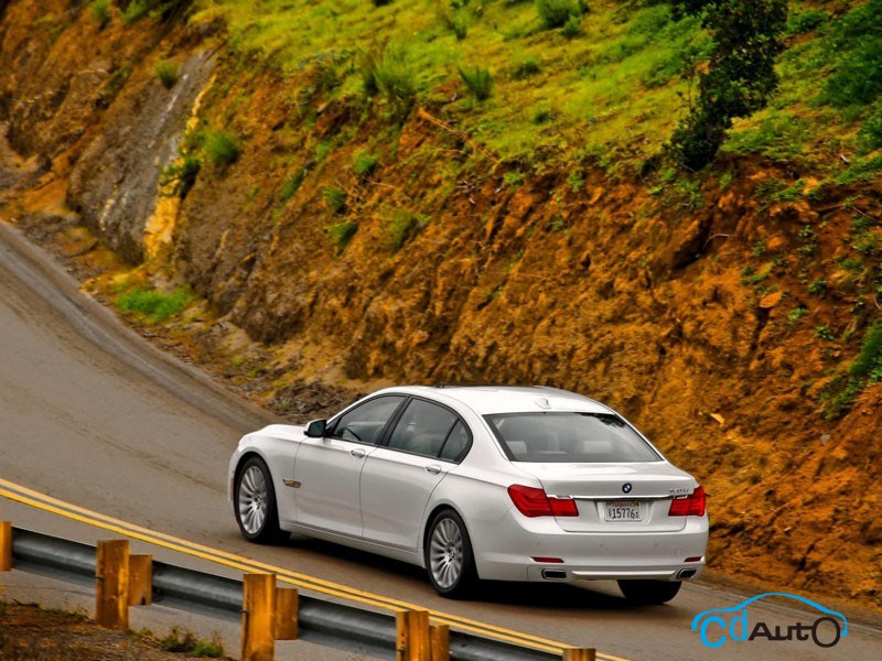 2011款宝马750Li 外观