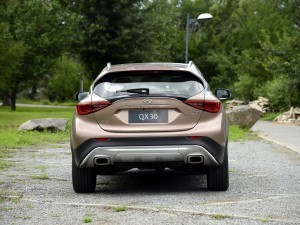 英菲尼迪(进口) 英菲尼迪QX30 2016款 2.0T 基本型