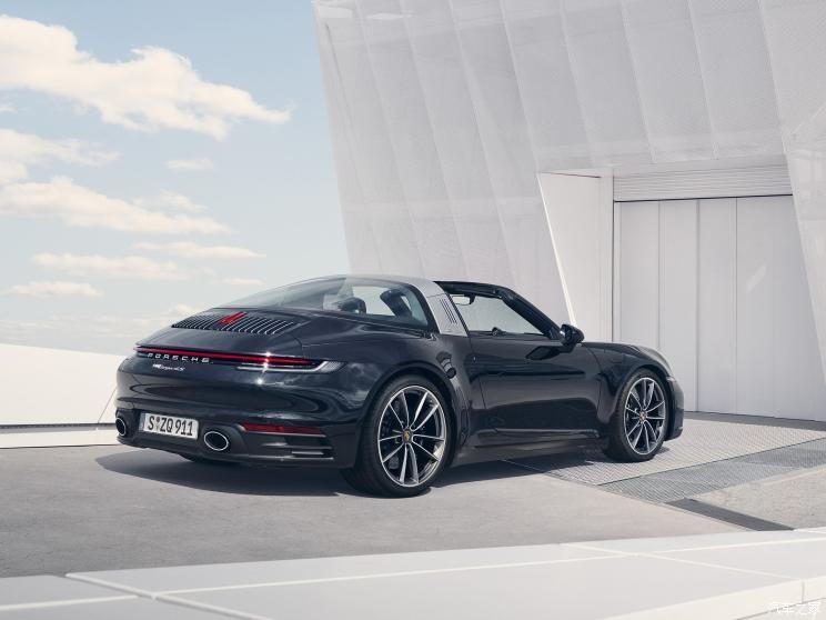 保时捷 保时捷911 2020款 Targa 4S 3.0T