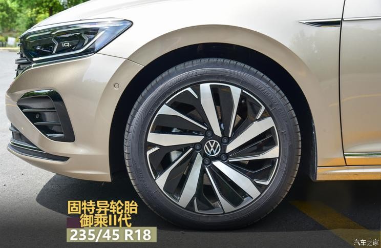 上汽大众 帕萨特 2022款 380TSI 豪华版