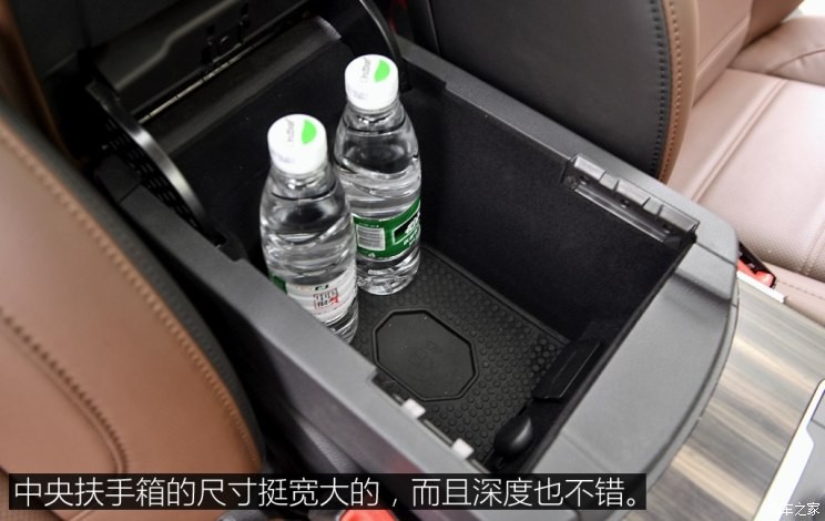 长城汽车 哈弗H9 2017款 2.0T 汽油四驱豪华型 7座