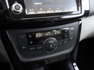 东风日产 轩逸 2016款 1.8XV CVT智尊版