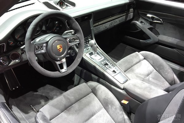 新款911 Targa 4 GTS发布 国内售184.4万