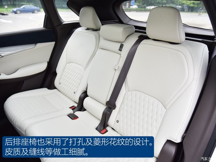 东风英菲尼迪 英菲尼迪QX50 2018款 2.0T 四驱旗舰版