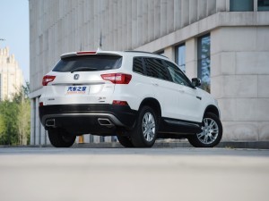 长安汽车 长安CS75 2015款 1.8T 自动四驱尊贵型