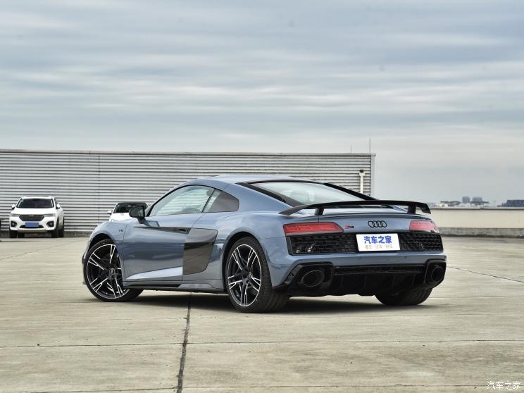 audi sport 奥迪r8 2021款 v10 coupe performance